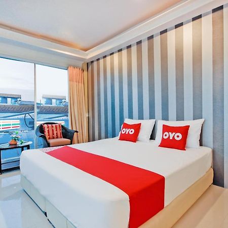 Oyo 1117 Phuket Airport Suites 他朗 外观 照片