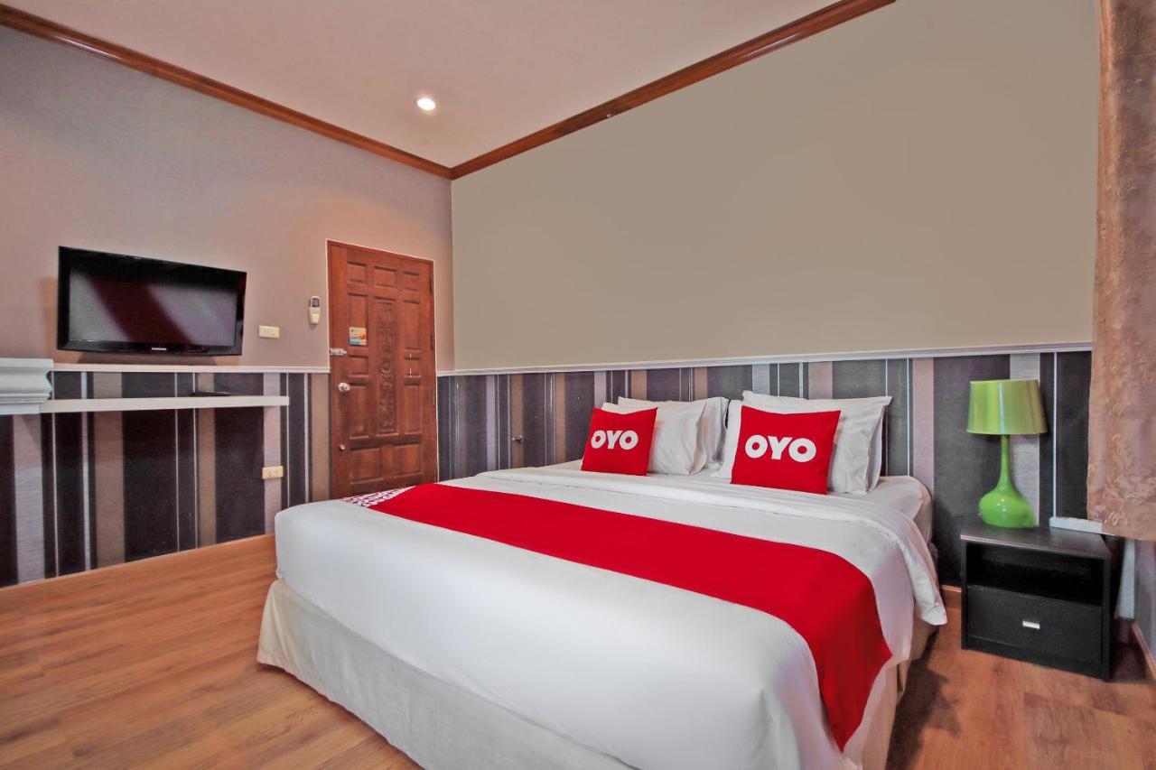 Oyo 1117 Phuket Airport Suites 他朗 外观 照片